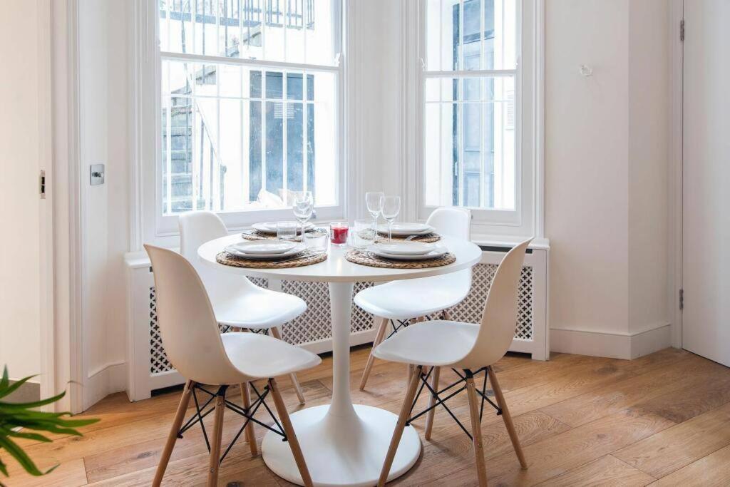 Charming Stylish One-Bedroom Apartment ロンドン エクステリア 写真